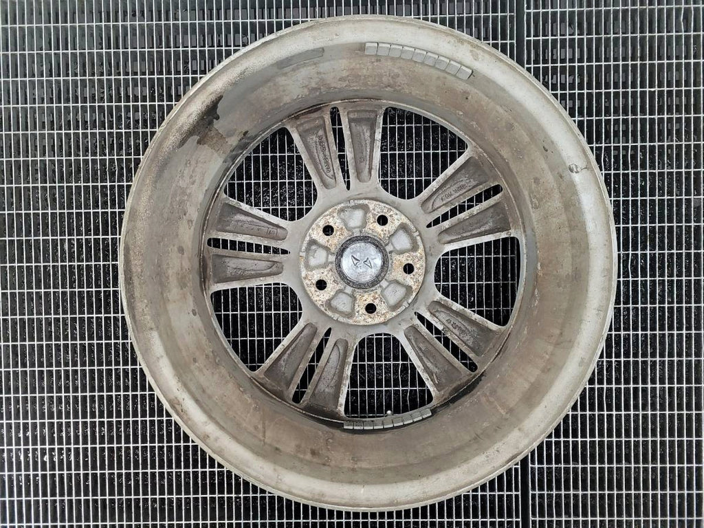 1x Alufelge 17 Zoll 6.5" 5x114.3 48ET Glanz Silber 52910-2S210 Hyundai Ix35 FEL6224446927om