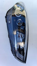 Load image into Gallery viewer, Frontscheinwerfer Hyundai Tucson 92102-D7201 LED Rechts Scheinwerfer Headlight SCH1648772828hr