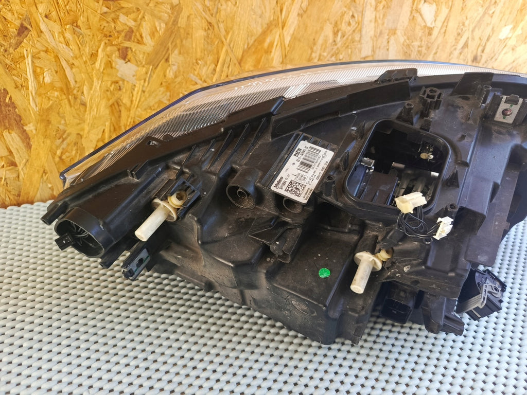 Frontscheinwerfer BMW 3 F34 6311-7470441-03 LED Ein Stück (Rechts oder Links) SCH4731818711rt