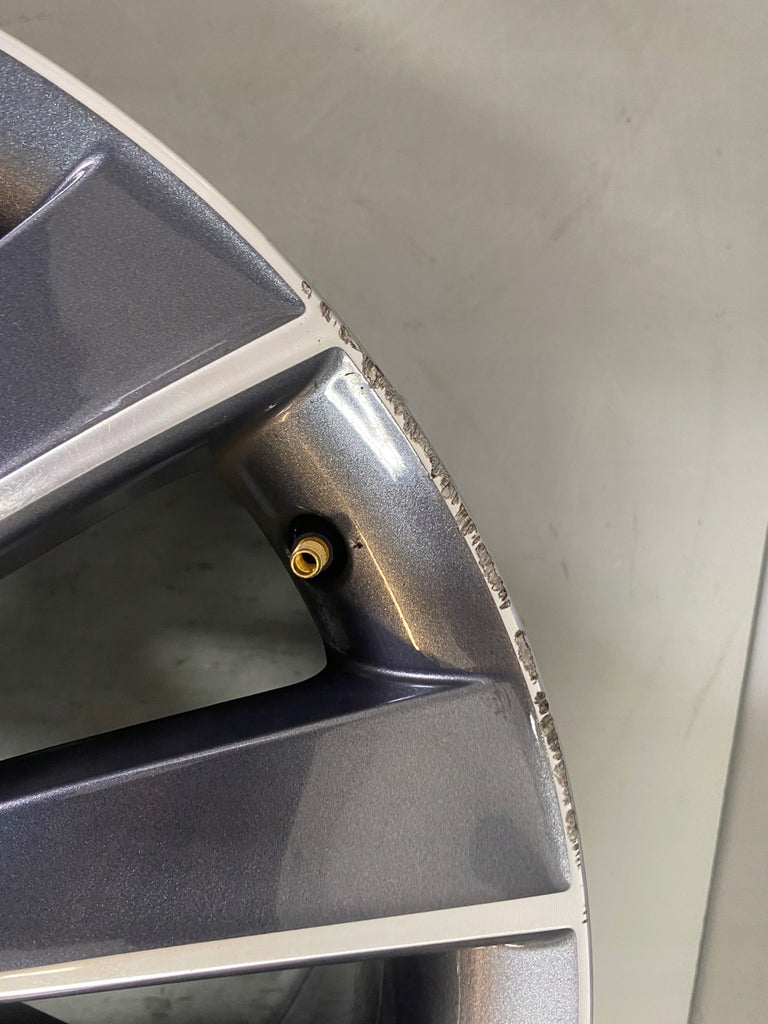 1x Alufelge 18 Zoll 7.5" 5x112 51ET Glanz Graphit 5E0601025AS Mg Octavia Iii