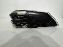 Laden Sie das Bild in den Galerie-Viewer, Frontscheinwerfer VW Touareg 7L6941015BK Xenon Links Scheinwerfer Headlight