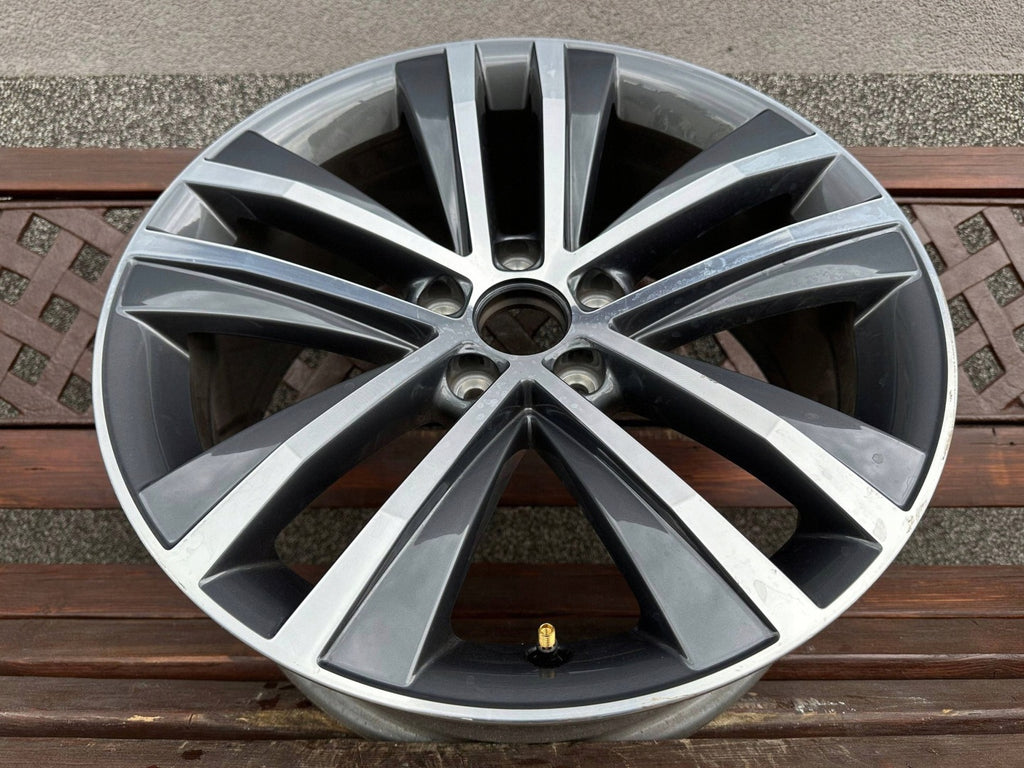 1x Alufelge 18 Zoll 5x112 7N0601025F VW Sharan Rim Wheel FEL6431712148pq