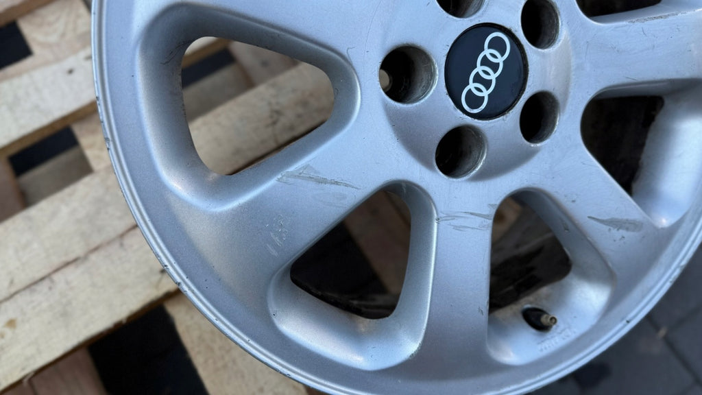 1x Alufelge 16 Zoll 6.5" 5x100 42ET Glanz Silber 1U0601025D Audi I Rim Wheel FEL3691007427vg