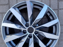 Load image into Gallery viewer, 1x Alufelge 18 Zoll 8.0" 5x112 40ET Glanz Grau 8W0601025FJ Audi Rim Wheel FEL5750638832bo