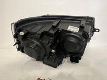 Load image into Gallery viewer, Frontscheinwerfer VW Transporter 7E1941015H Links Scheinwerfer Headlight