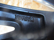 Load image into Gallery viewer, 1x Alufelge 18 Zoll 7.0&quot; 5x114.3 50ET Toyota C-Hr Rim Wheel