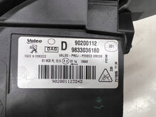 Laden Sie das Bild in den Galerie-Viewer, Frontscheinwerfer Peugeot 2008 208 II 9833036180 LED Rechts Headlight