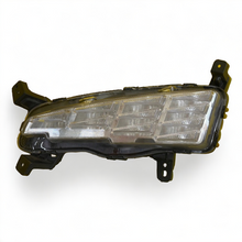 Laden Sie das Bild in den Galerie-Viewer, Frontscheinwerfer Hyundai I30 III 2205190399 LED Links Scheinwerfer Headlight