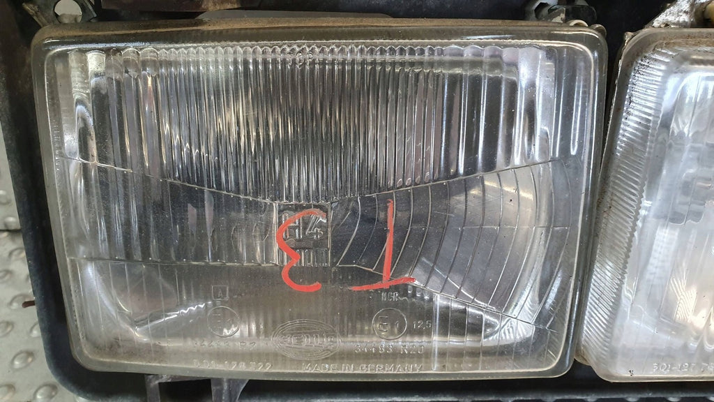 Frontscheinwerfer VW Transporter 255941006 Rechts Scheinwerfer Headlight