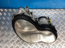 Laden Sie das Bild in den Galerie-Viewer, Frontscheinwerfer Mercedes-Benz W203 A2038201261 Xenon Rechts Headlight SCH2229458669ho