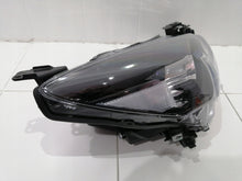 Laden Sie das Bild in den Galerie-Viewer, Frontscheinwerfer Mazda 2 D43N-51030 Rechts Scheinwerfer Headlight