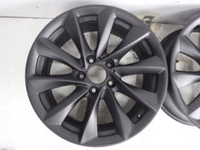 Load image into Gallery viewer, 1x Alufelge 18 Zoll 8.0" 5x120 34ET Glanz Silber 6796248 BMW F30 F31 Rim Wheel FEL9608948077or