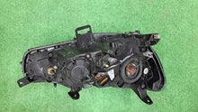 Laden Sie das Bild in den Galerie-Viewer, Frontscheinwerfer Mitsubishi VIII Links Scheinwerfer Headlight