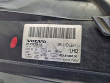 Laden Sie das Bild in den Galerie-Viewer, Frontscheinwerfer Volvo V70 III 31283915 Xenon Links Scheinwerfer Headlight