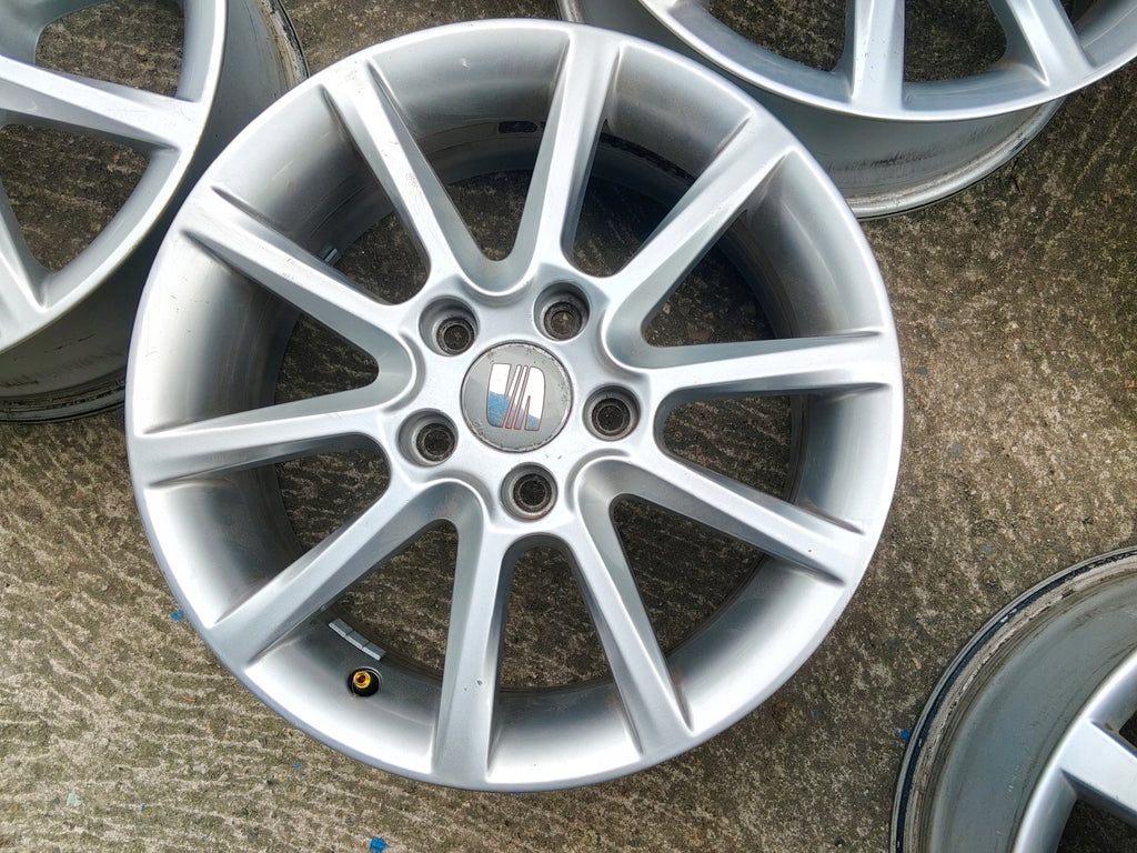 4x Alufelge 16 Zoll 6.5" 5x112 50ET Glanz Silber 5P0601025J Seat I Rim Wheel FEL5770057907kw