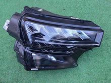 Laden Sie das Bild in den Galerie-Viewer, Frontscheinwerfer Skoda Karoq 57B941010 Rechts Scheinwerfer Headlight SCH7762524994ha