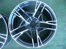Laden Sie das Bild in den Galerie-Viewer, 1x Alufelge 20 Zoll 11.0" 5x112 47ET Glanz Schwarz 4S0601025AJ Audi Super FEL1847385637rc