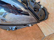 Laden Sie das Bild in den Galerie-Viewer, Frontscheinwerfer Mercedes-Benz A2369063301 LED Links Scheinwerfer Headlight SCH9495740866mn