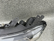Load image into Gallery viewer, Frontscheinwerfer Ford Ranger Links Scheinwerfer Headlight SCH7368424917st