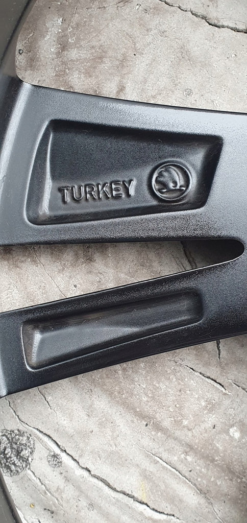 1x Alufelge 18 Zoll 7.0" 5x100 51ET Glanz Schwarz 6VA601025AD Skoda Fabia I FEL6242836687bs