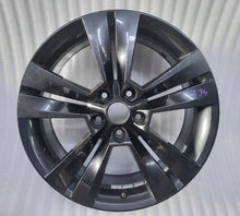 Laden Sie das Bild in den Galerie-Viewer, 1x Alufelge 18 Zoll 7.0&quot; 5x112 Glanz Schwarz 57A601025M Skoda Karoq Rim Wheel
