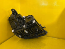 Laden Sie das Bild in den Galerie-Viewer, Frontscheinwerfer Mercedes-Benz W213 A2139060210 LED Links Headlight SCH8022934427fd