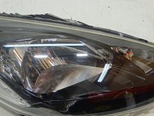 Laden Sie das Bild in den Galerie-Viewer, Frontscheinwerfer Mazda 2 P6516 Rechts Scheinwerfer Headlight