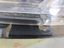 Laden Sie das Bild in den Galerie-Viewer, Frontscheinwerfer Audi Q7 4M0941035 LED Ein Stück (Rechts oder Links) Headlight