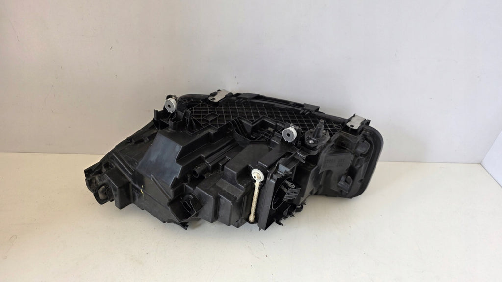 Frontscheinwerfer BMW G31 G30 5A388C4-04 7439204 LED Rechts Headlight SCH2262377105ks