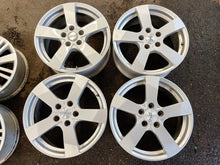Laden Sie das Bild in den Galerie-Viewer, 4x Alufelge 17 Zoll 7.0" 5x114.3 48ET Glanz Silber KBA49295 Hyundai I Z 4 FEL6735518517rw