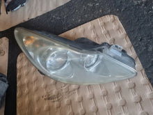 Laden Sie das Bild in den Galerie-Viewer, Frontscheinwerfer Opel Corsa D 13186382 Rechts Scheinwerfer Headlight SCH8035121760xd