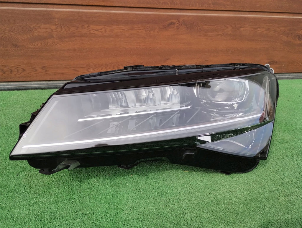 Frontscheinwerfer Skoda Superb III 3V1941017D Xenon Links Scheinwerfer Headlight