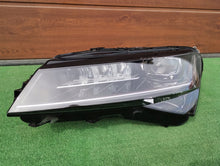 Load image into Gallery viewer, Frontscheinwerfer Skoda Superb III 3V1941017D Xenon Links Scheinwerfer Headlight