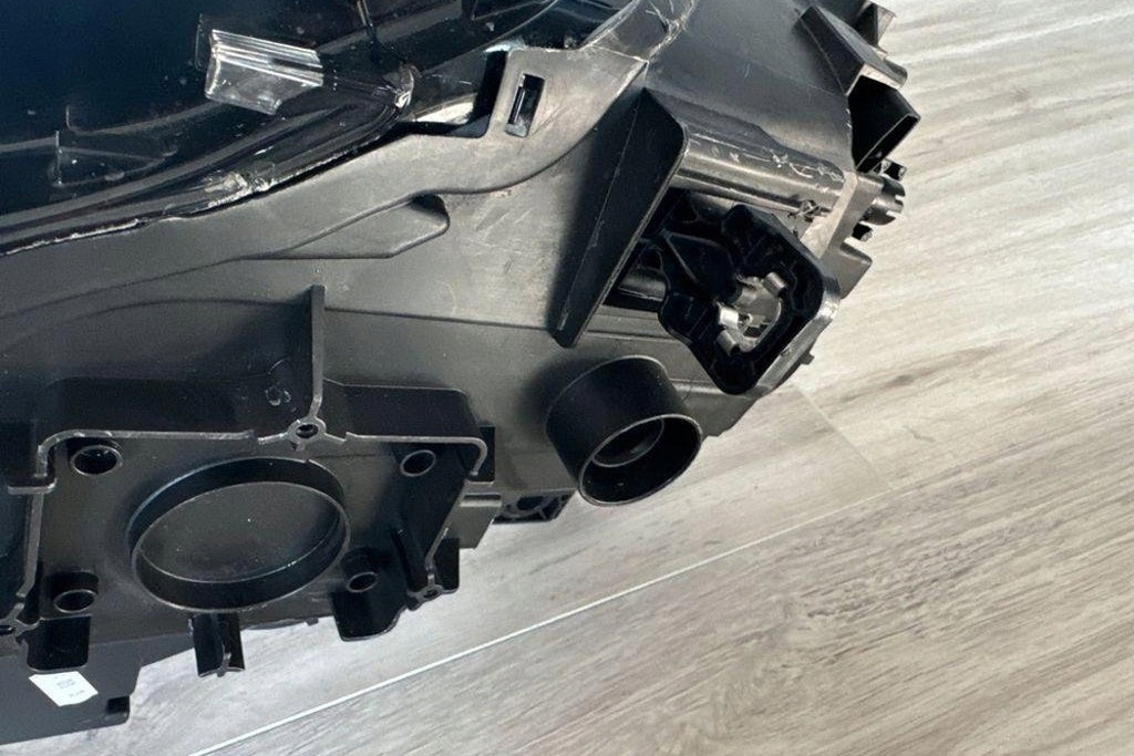 Frontscheinwerfer Audi A3 Limousine A046439 Ein Stück (Rechts oder Links) SCH3365472032io