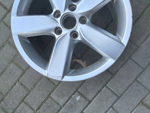 Load image into Gallery viewer, 1x Alufelge 17 Zoll 7.0" 5x112 54ET Silber 5K0601025AA VW Golf VI I Rim Wheel FEL5088157211mr