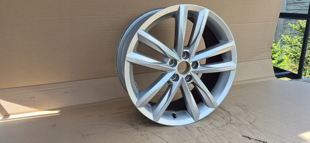 1x Alufelge 17 Zoll 7.0" 5x112 2G0601025J VW Polo Rim Wheel FEL6519573714yw