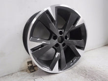 Laden Sie das Bild in den Galerie-Viewer, 1x Alufelge 20 Zoll 9.0" 5x112 42ET Glanz Graphit 89A601025M Audi E-Tron Mg FEL9307989705ml