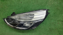 Laden Sie das Bild in den Galerie-Viewer, Frontscheinwerfer Renault Clio 260603442R LED Links Scheinwerfer Headlight