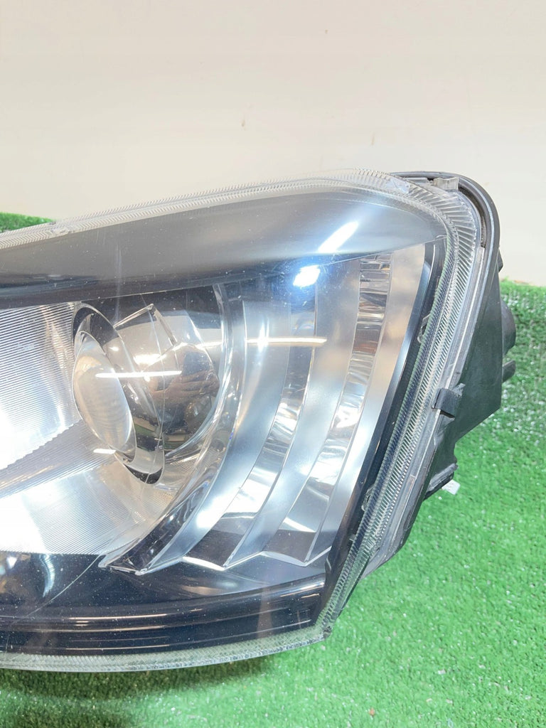 Frontscheinwerfer Skoda Yeti 5L1941010C Links Scheinwerfer Headlight SCH6146685140gl
