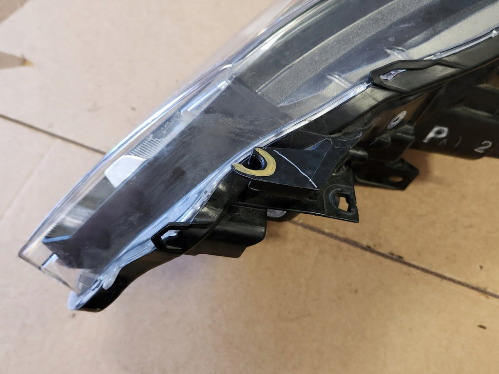 Frontscheinwerfer Toyota Yaris Rechts Scheinwerfer Headlight