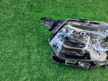Laden Sie das Bild in den Galerie-Viewer, Frontscheinwerfer Toyota Proace City 9835780680 Links Scheinwerfer Headlight SCH6577358344xp