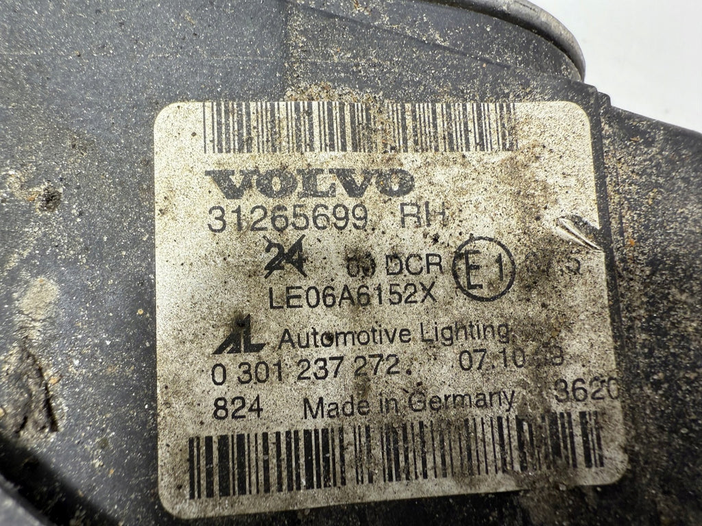 Frontscheinwerfer Volvo S40 V50 31265699 Xenon Rechts Scheinwerfer Headlight SCH2302401574iu