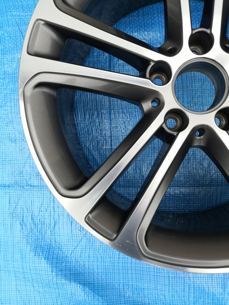 1x Alufelge 18 Zoll 7.5" 5x112 40ET Glanz Grau A2064016400 Mercedes-Benz W206 Mg FEL9860450054md