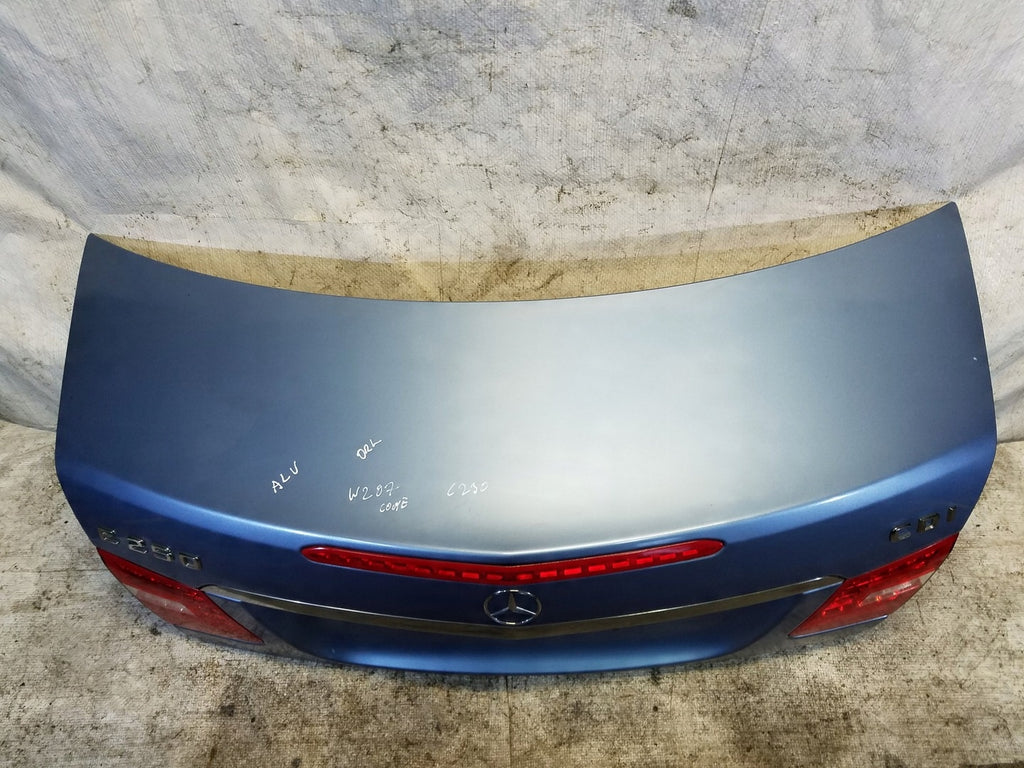 Heckklappe Mercedes-Benz Coupe Rückseite kofferraumklappe Tailgate