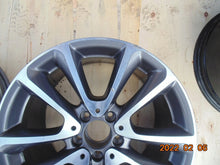 Laden Sie das Bild in den Galerie-Viewer, 1x Alufelge 18 Zoll 9.0" 5x112 52ET Glanz Schwarz A2134010400 Mercedes-Benz W213 FEL9941488669wy