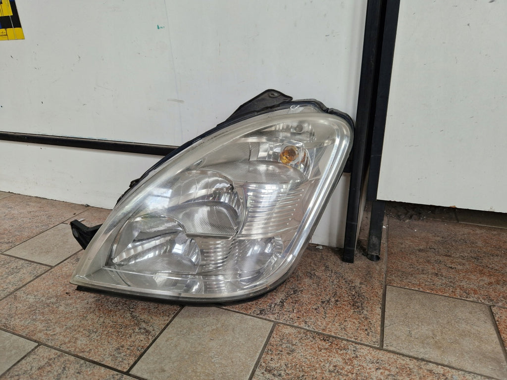 Frontscheinwerfer Iveco Daily III IV Links Scheinwerfer Headlight SCH8341198069ew