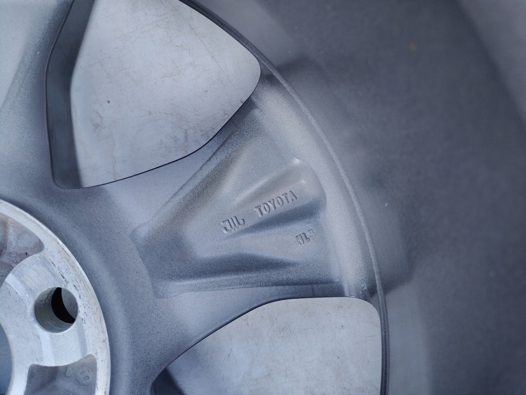 1x Alufelge 17 Zoll 7.0" 5x114.3 39ET PZ49M-X0670-Z Toyota Rav 4 Rim Wheel