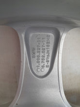 Load image into Gallery viewer, 1x Alufelge 18 Zoll 8.5" 5x120 6752027 BMW Rim Wheel FEL5759698314jh