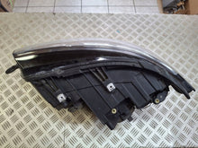 Laden Sie das Bild in den Galerie-Viewer, Frontscheinwerfer VW Transporter 7E1941016L Rechts Scheinwerfer Headlight SCH7075116387vd