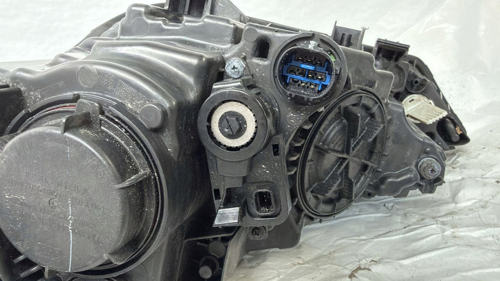 Frontscheinwerfer Hyundai Tucson Rechts Scheinwerfer Headlight SCH9991865718mk